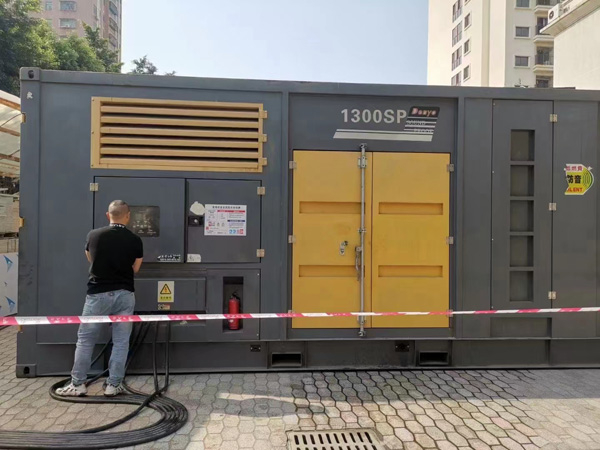 天山500KW发电机组冬季应该配多大的启动电瓶?